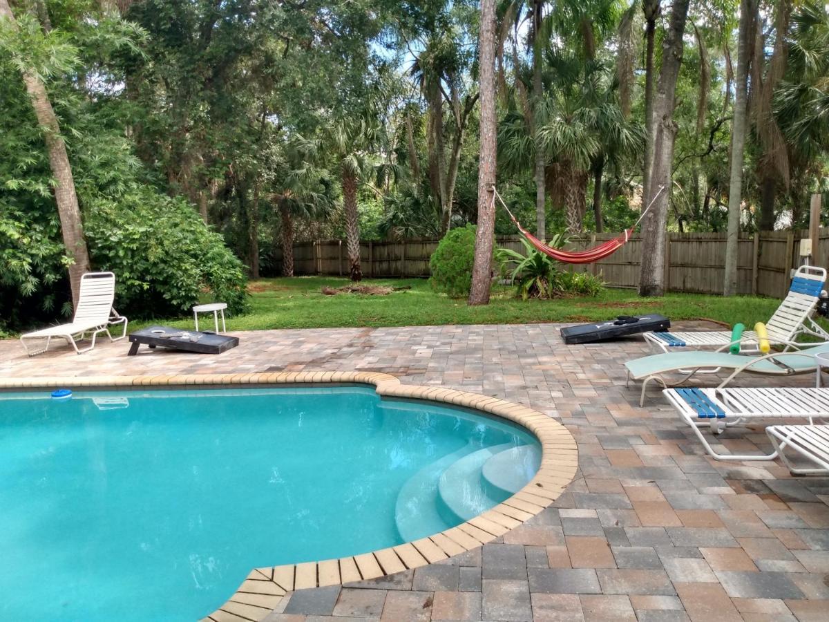 Poolhouse Villa Tampa Bagian luar foto