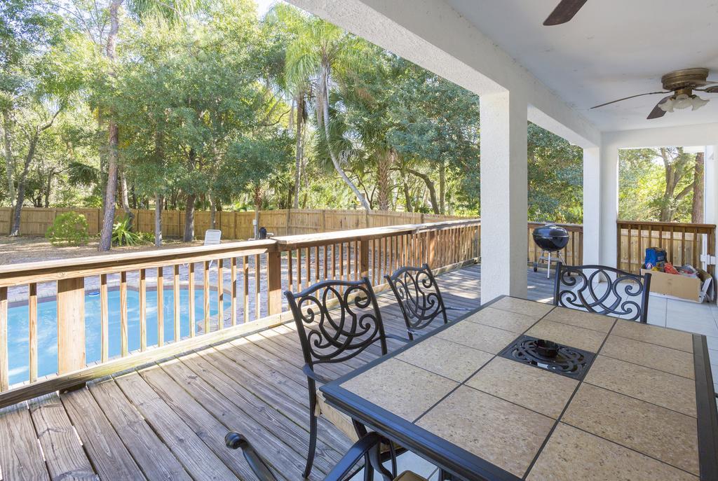 Poolhouse Villa Tampa Bagian luar foto