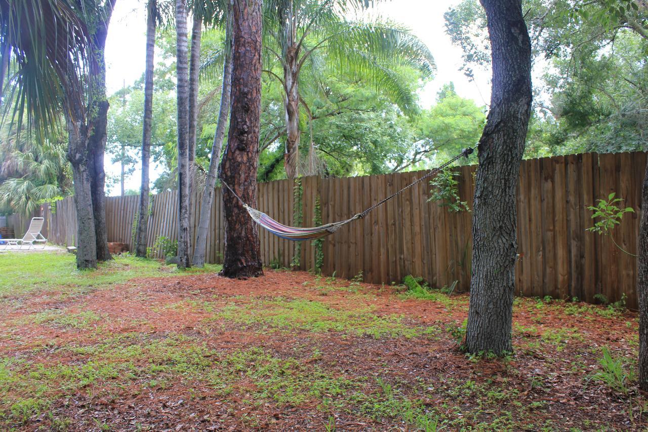 Poolhouse Villa Tampa Bagian luar foto